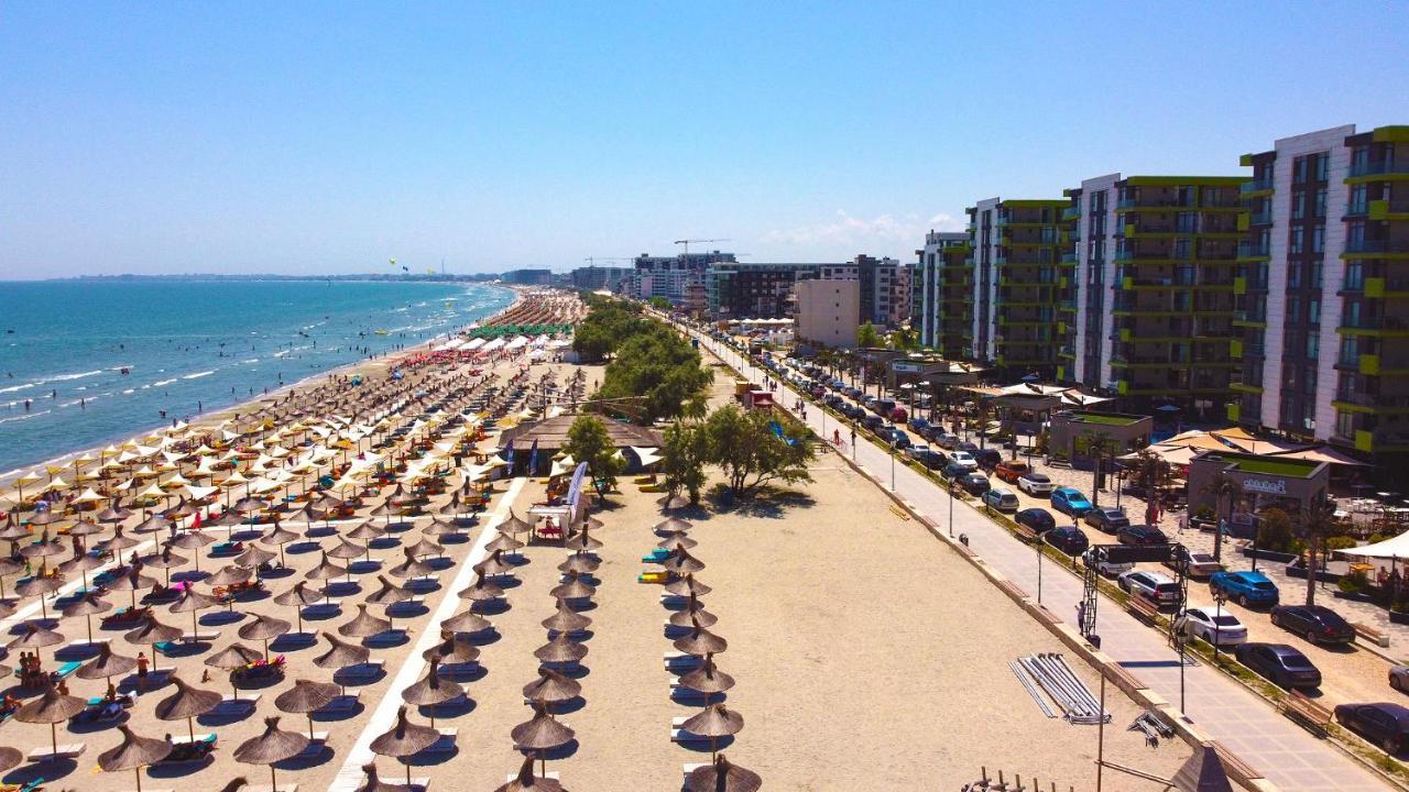 Fineloft Sea View Apartment-Spa N Pools Beach Resort Năvodari Exterior foto